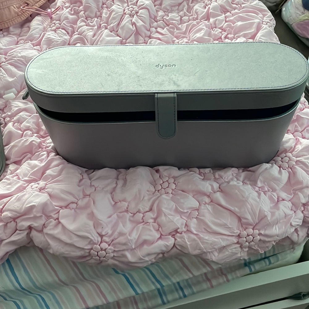 Original dyson supersonic hair blower case